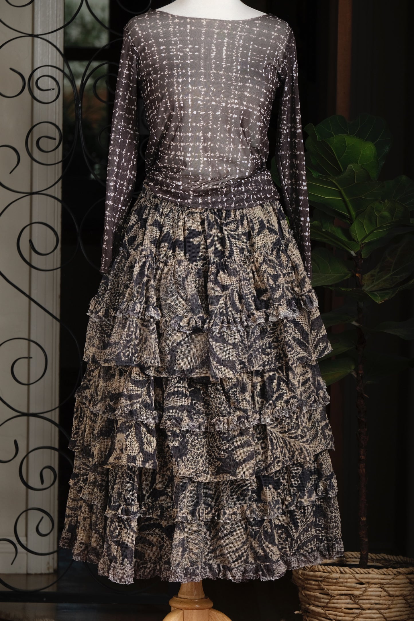 Dutton Tulle Skirt in Black Fern