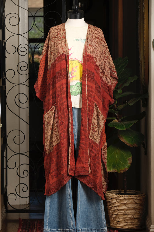 Silk Topper in Carnelian Artifact