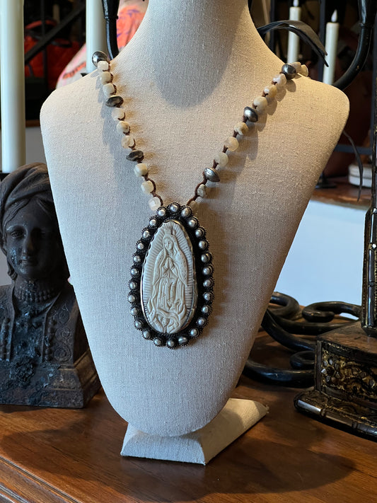 Pearl and Bone Guadalupe 1494