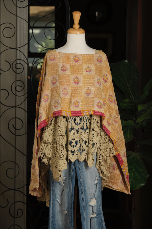 Crop Top in Golden Folk Lotus