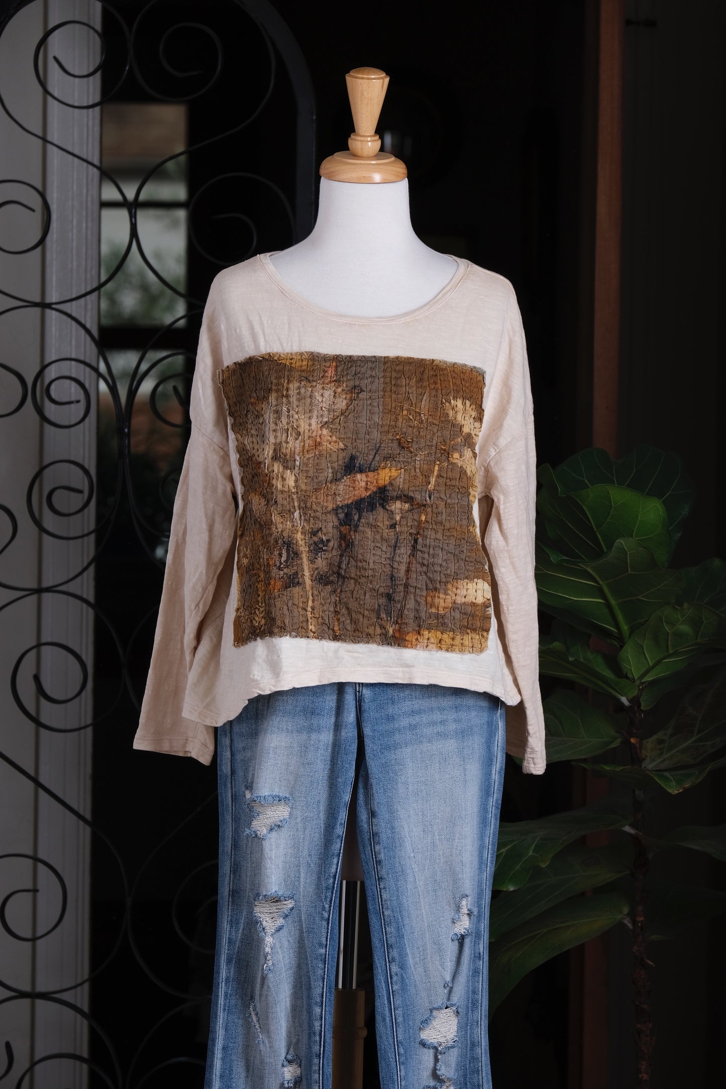 Crop Stitch Foliage T Shirt