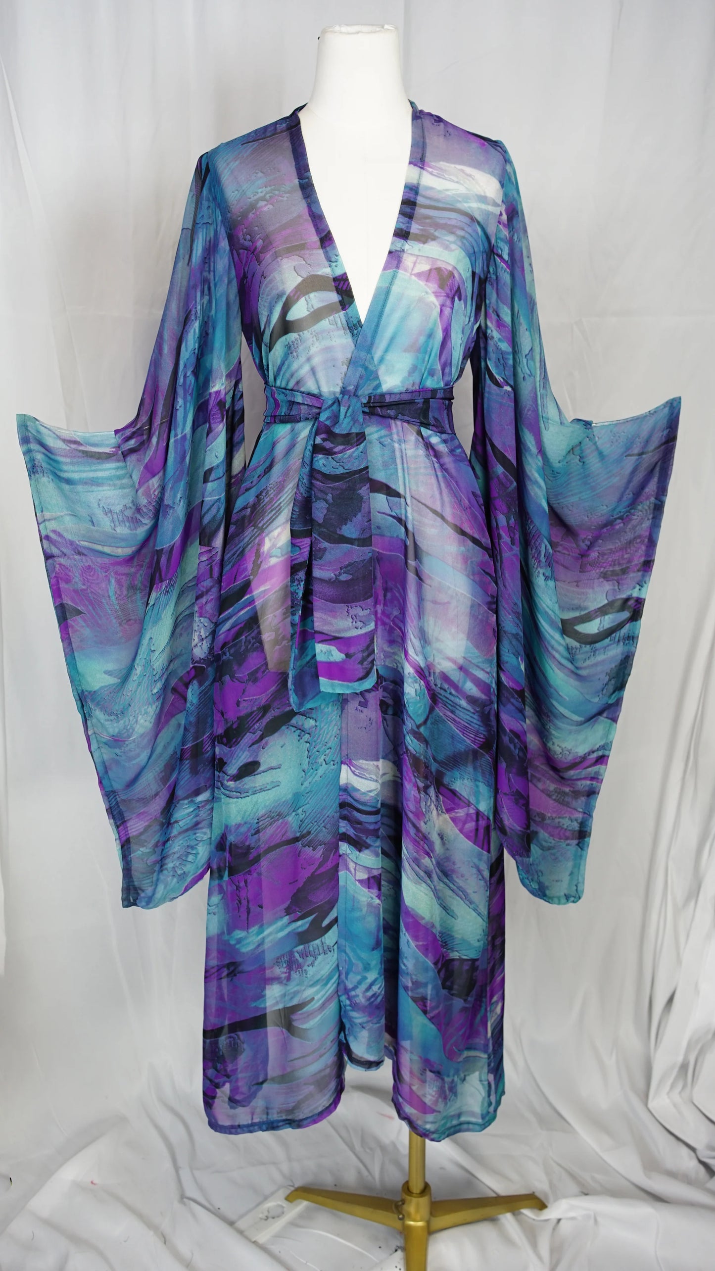 Delphi Kimono by Jennafer Grace