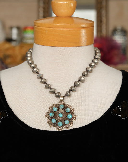 Turquoise Floral Pendent Necklace with Silver Beads