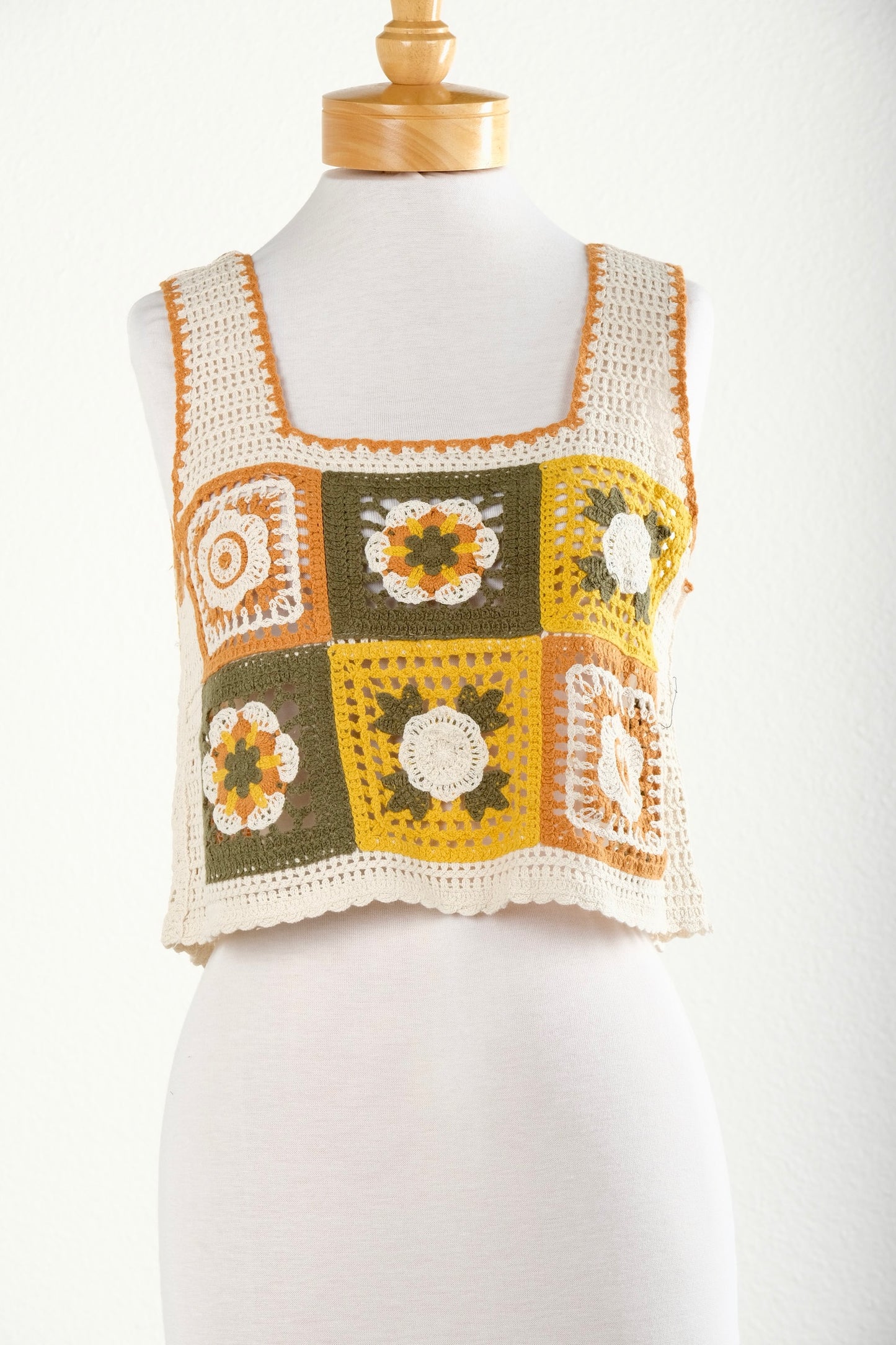 Summer Granny Square Top in Yellow Olive