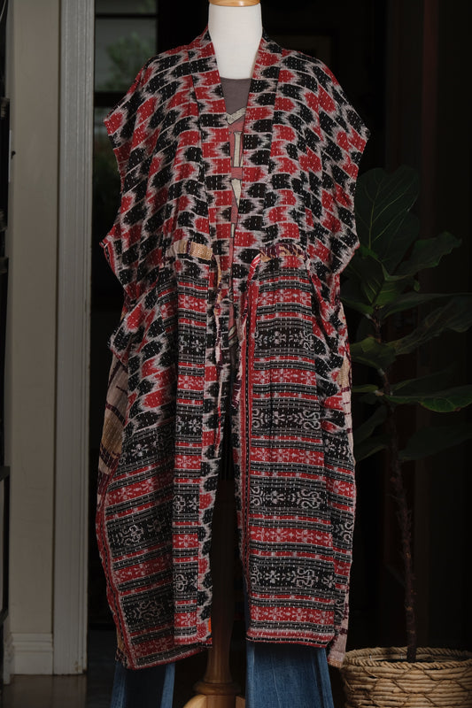 Drawstring Vest in Red Arrow