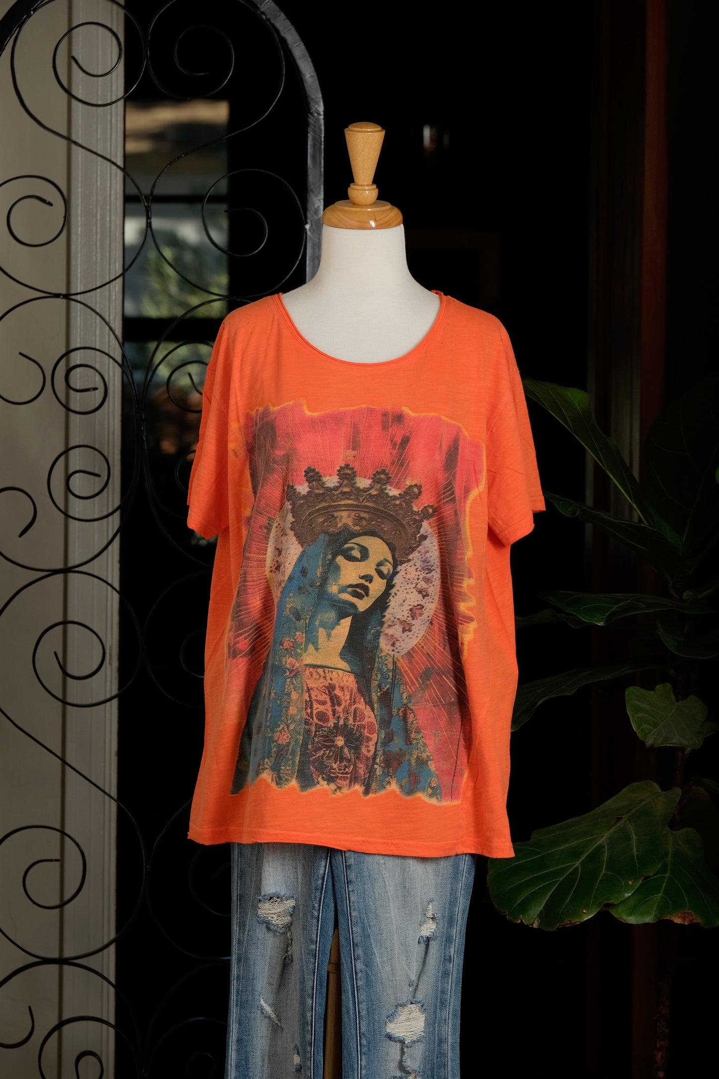 T Shirt in Orange Goddess