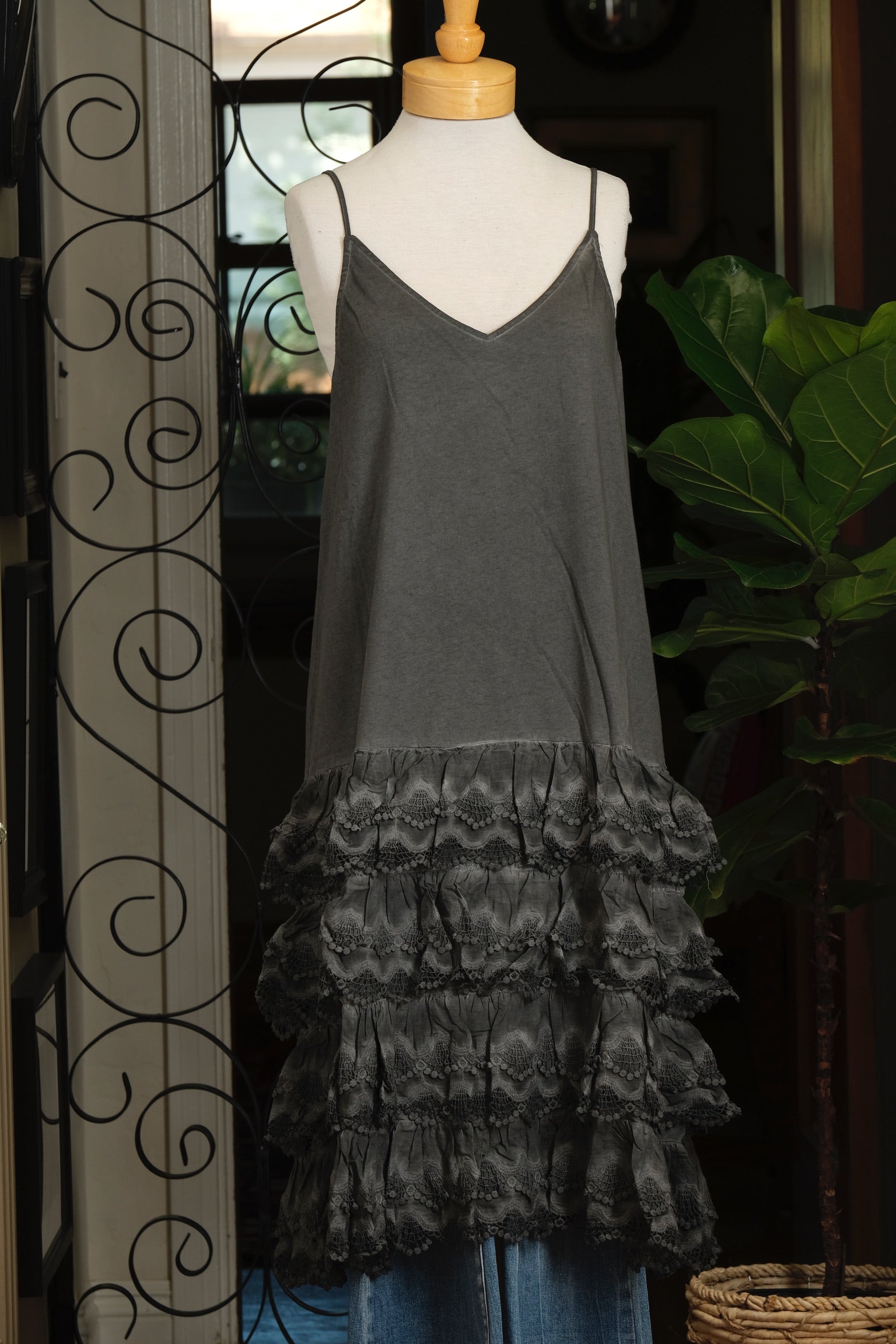 Vintage Ruffle Slip Dress in Grey Gardens – Chateau Bel Age Boutique