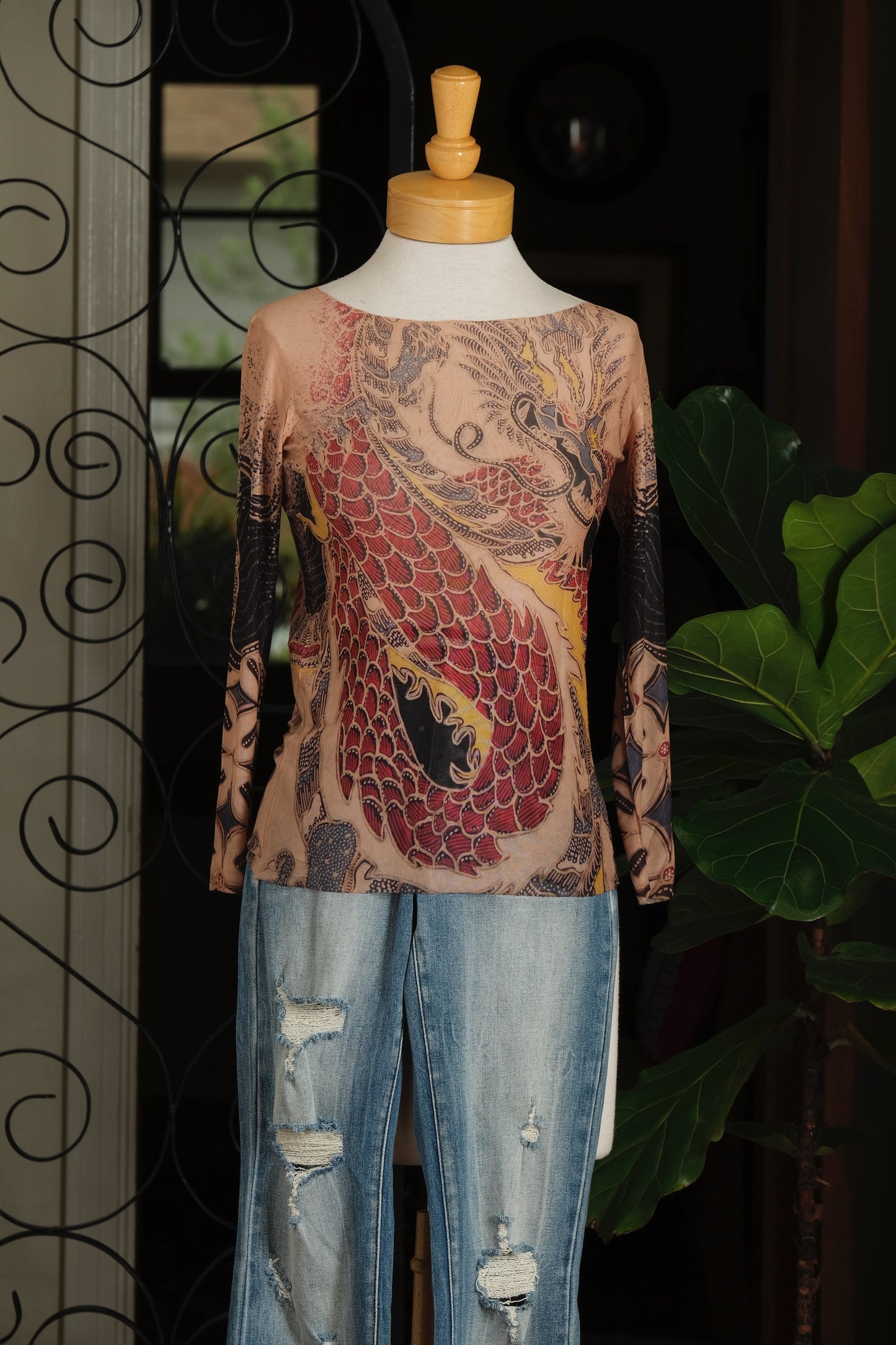 Nude Mesh T in Dragon Dance