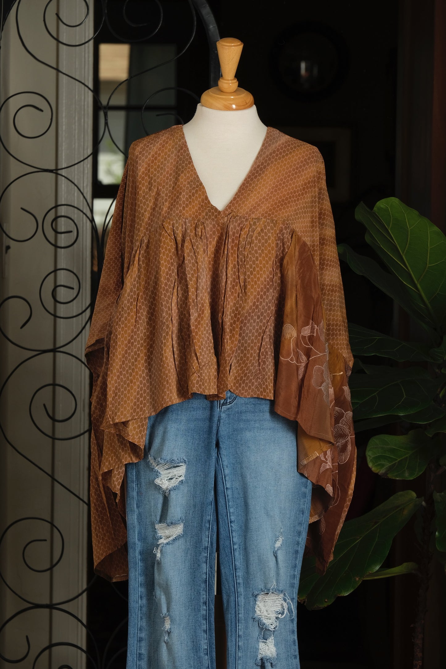 Gold Dust Crop Top in Honeycomb
