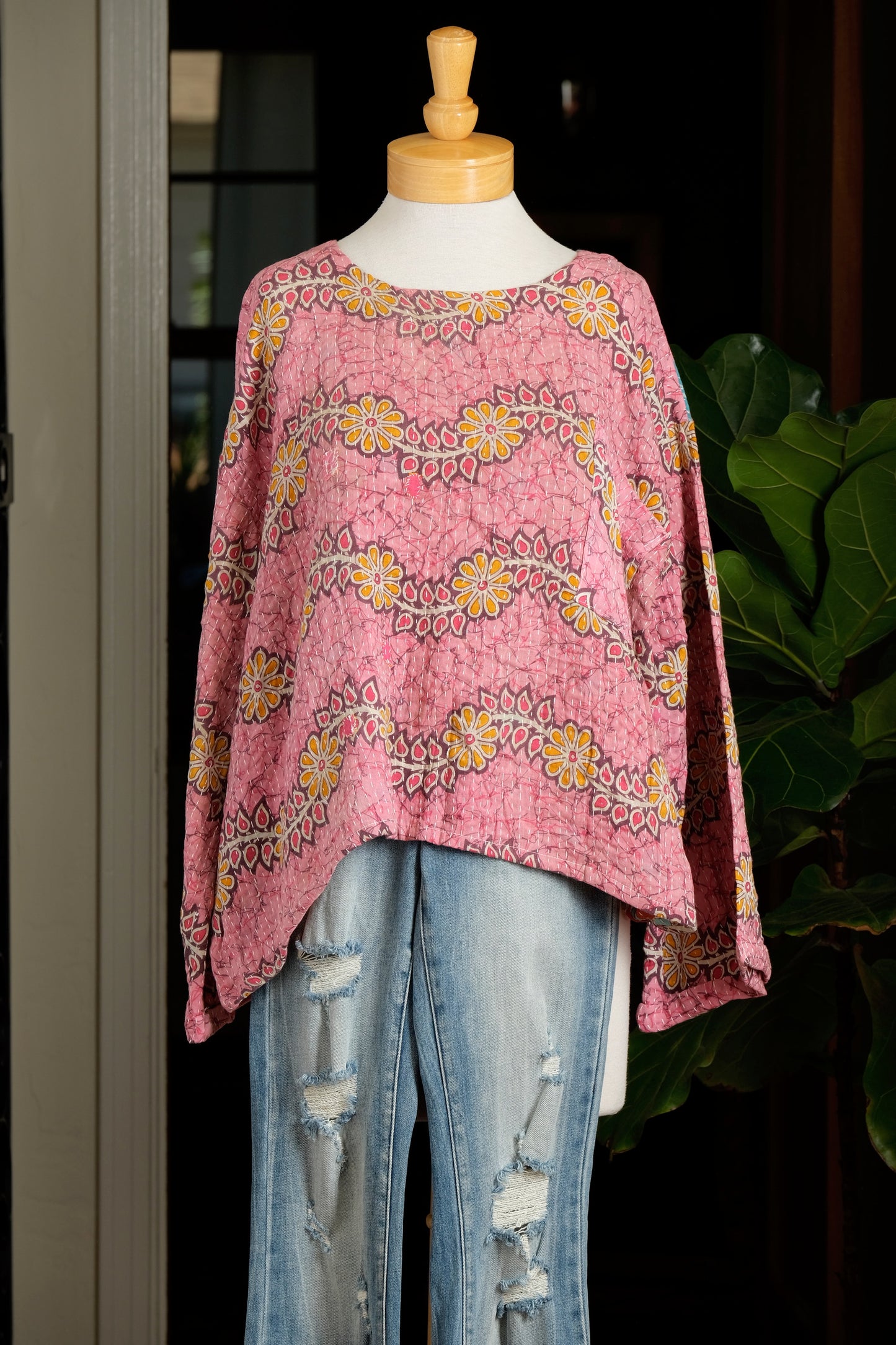 Wander Top in Daisy Chain