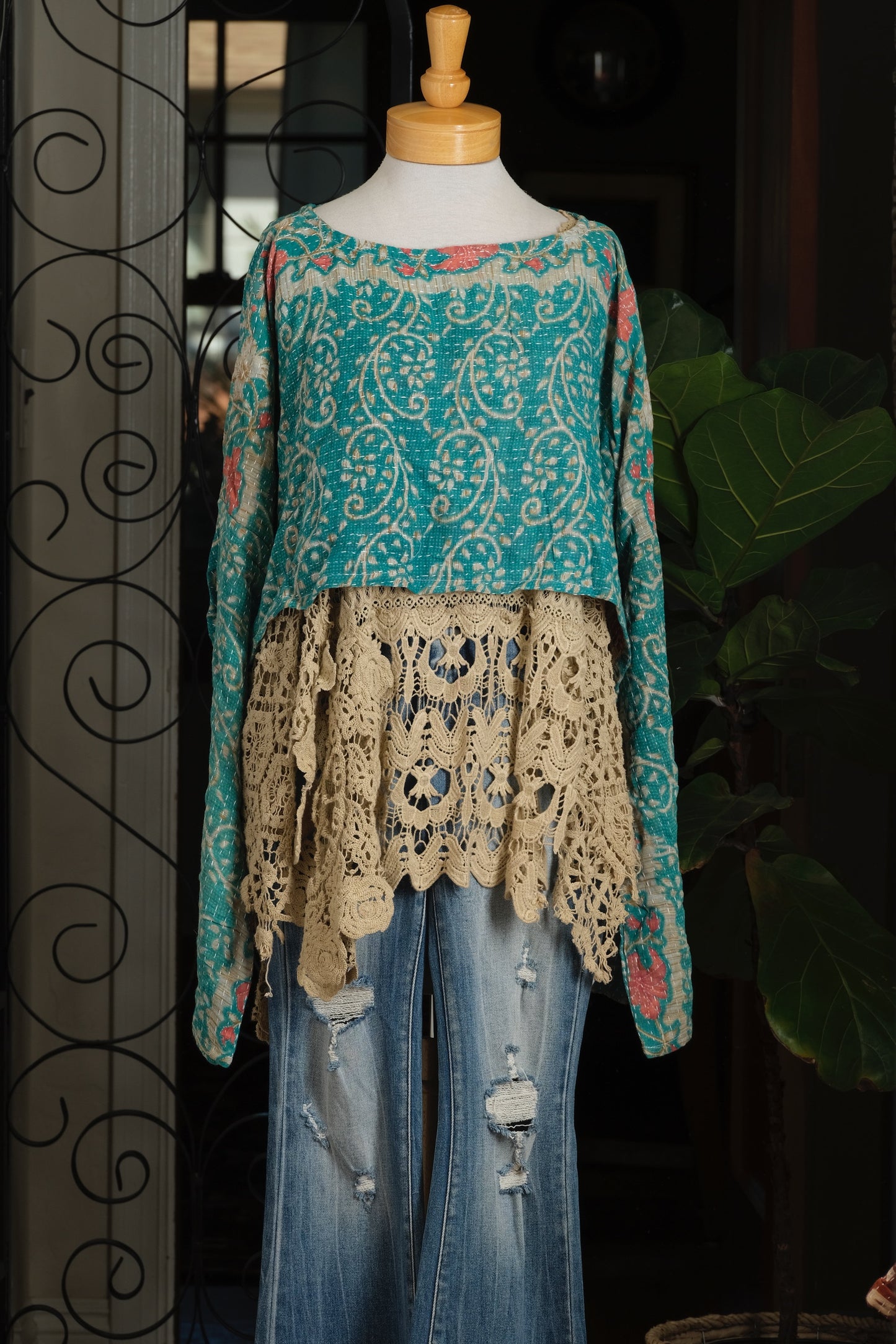 Crop Top in Coral Flower