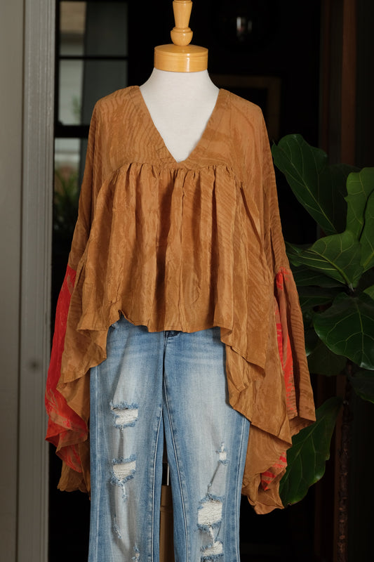 vneck

silk blouse

silk

one size 0-22

one size

gold dust crop top

flowy top

flowy