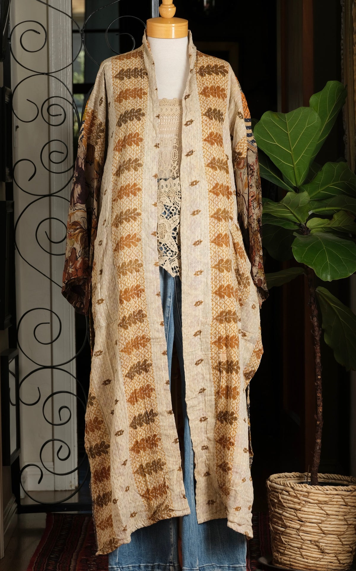 Silk Sleeve Duster in Maple Leaf