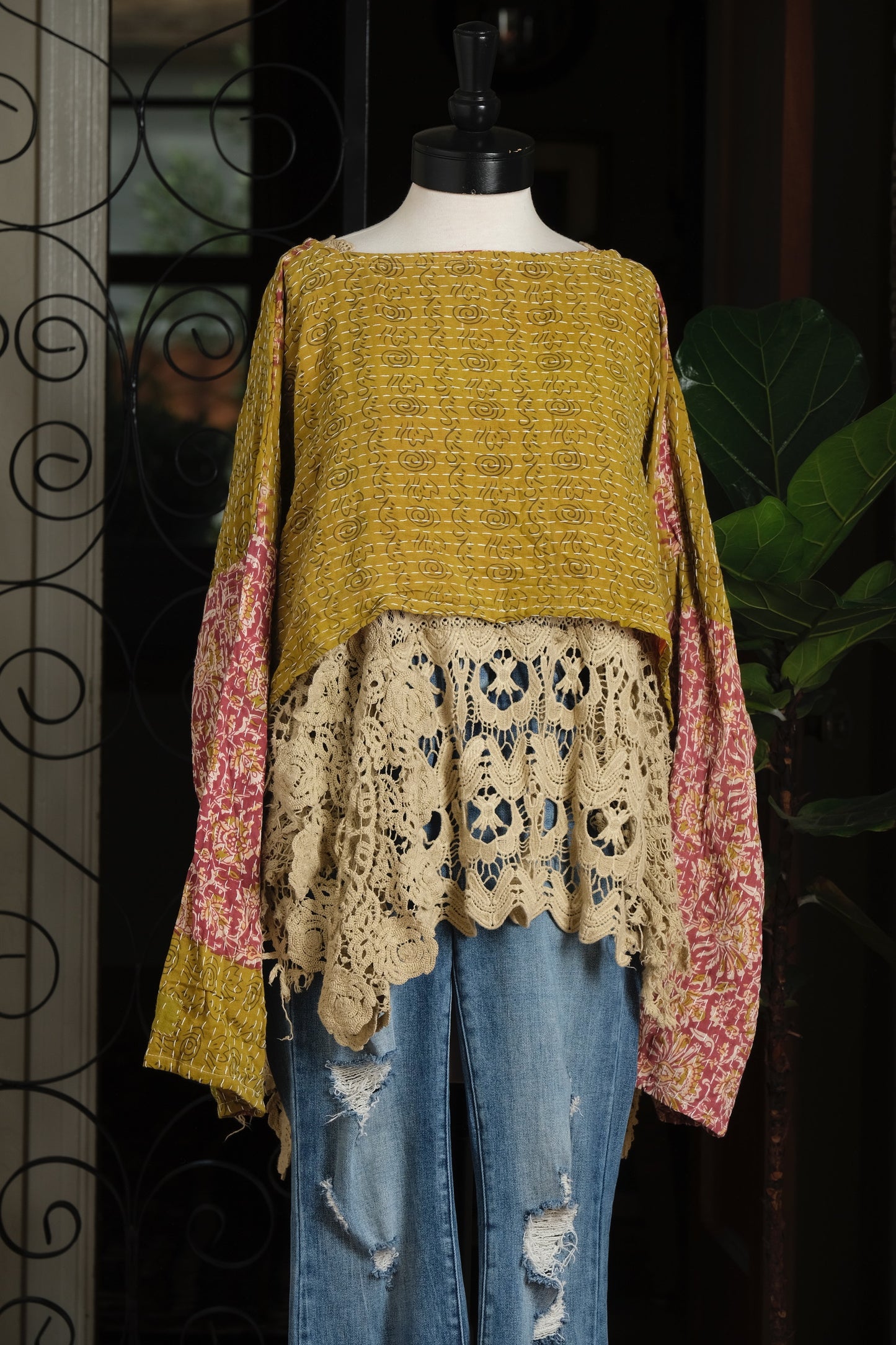 Crop Top in Golden Olive Swirl