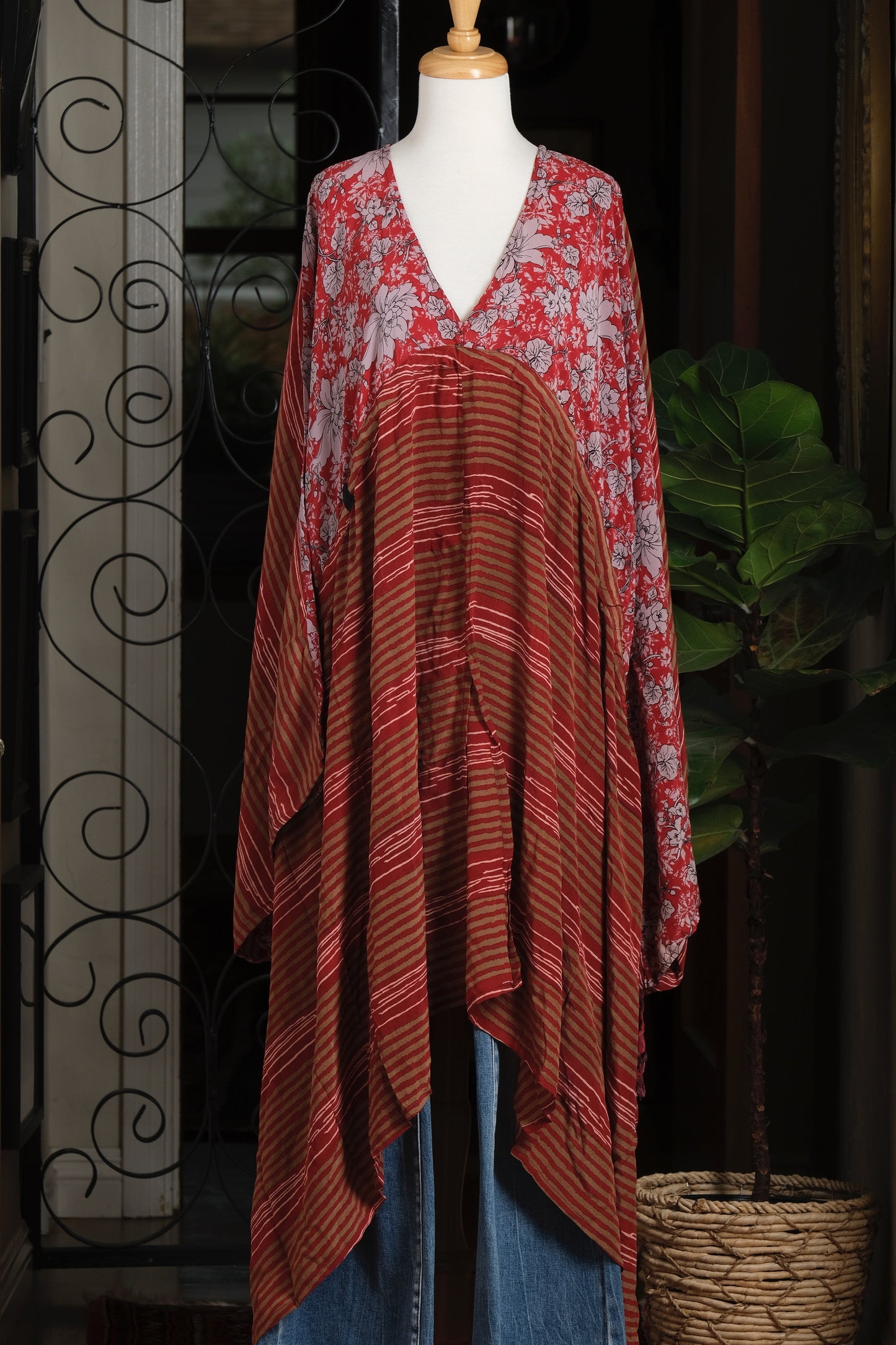 Eclipse Topper in Carnelian Stripe