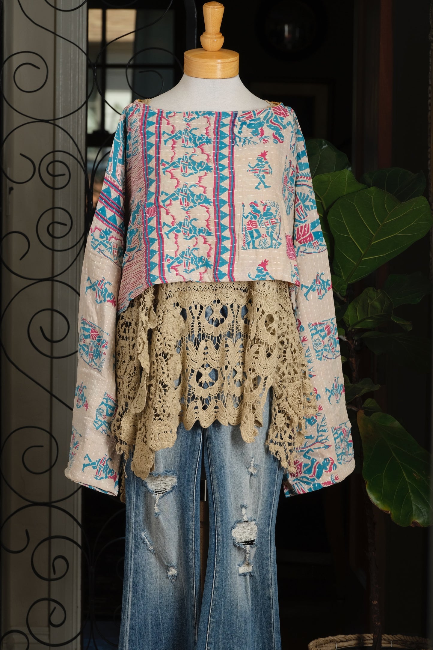 Crop Top in Turquoise Deity