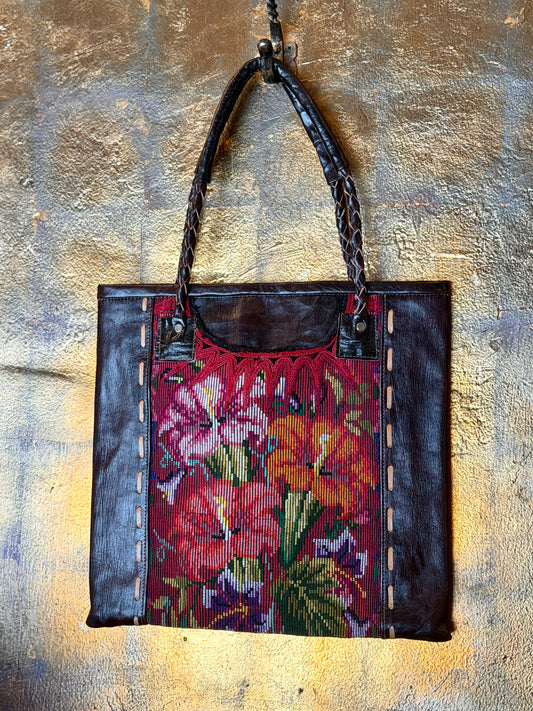 Needlepoint Leather Tote in Morning Glory