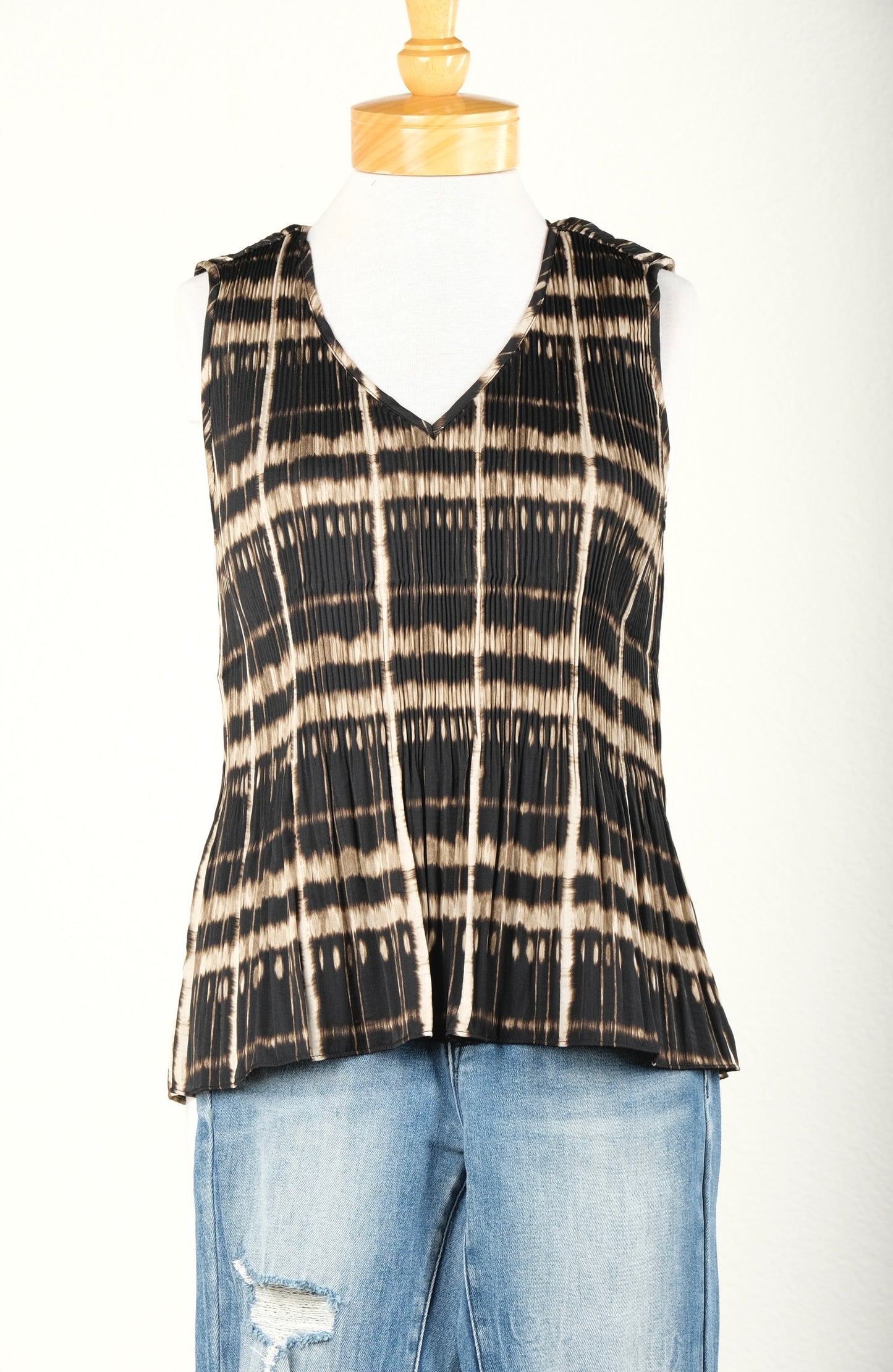 Willa Tank Top in Brown Black