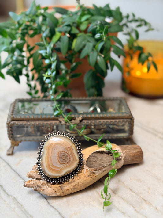 Agate Circle Ring Oversized – Chateau Bel Age Boutique