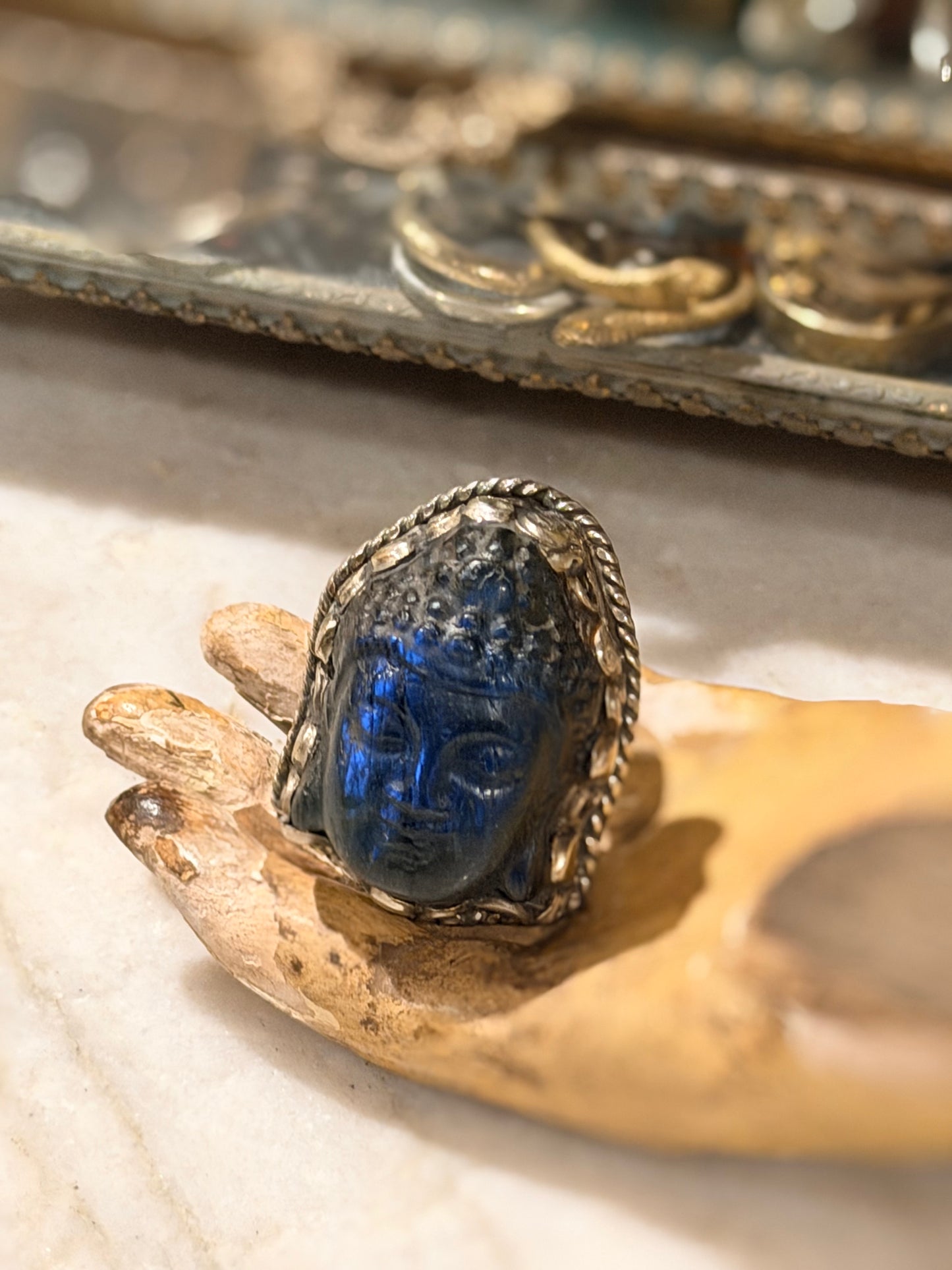 Labradorite Buddha Ring 1815 – Chateau Bel Age Boutique (view 2)