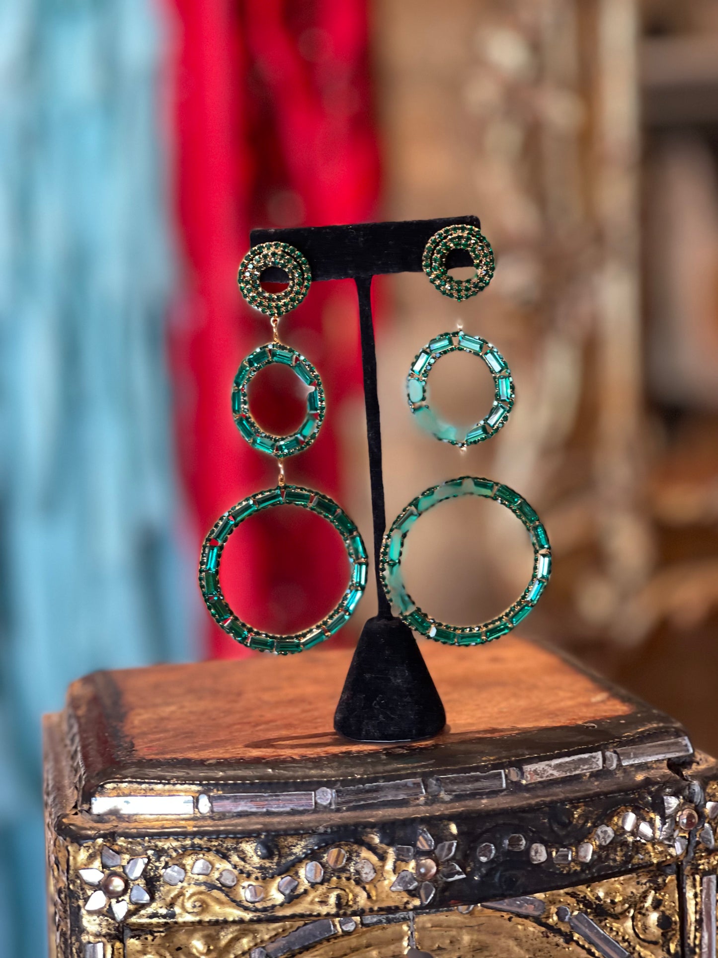Versailles Emerald Hoops