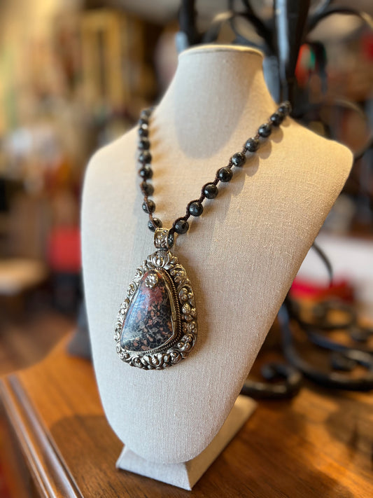 Agate 977 Necklace