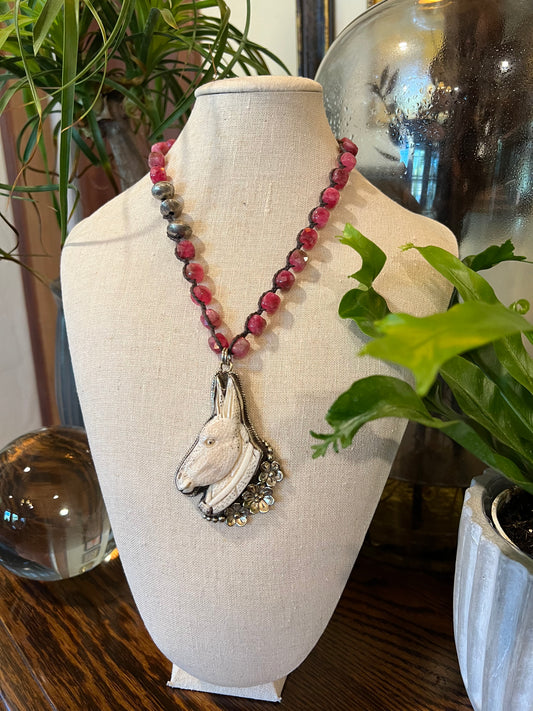 Burro 755 Strawberry Quartz Necklace