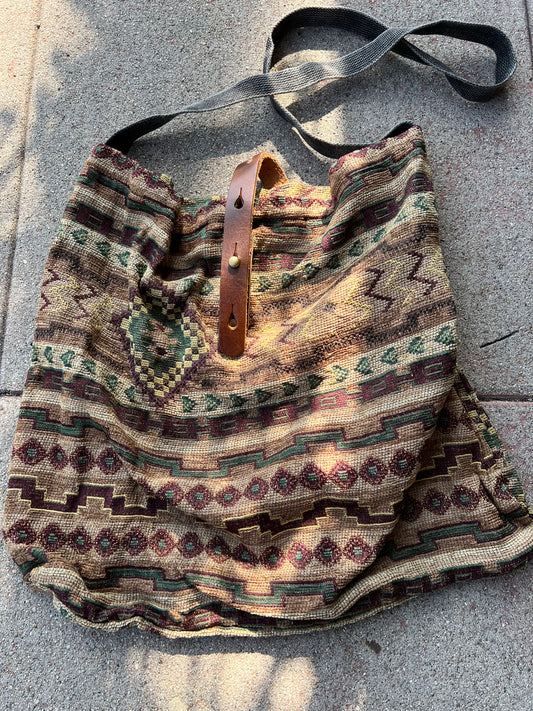 Happy Traveler Satchel