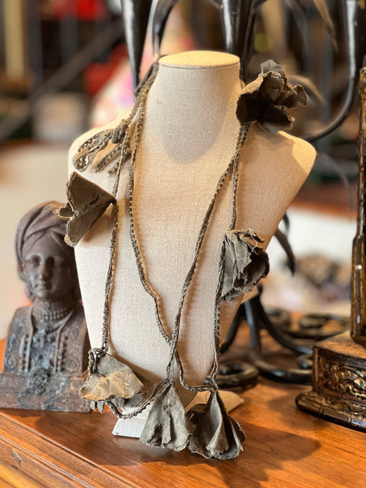 Ginko Necklace in Olive