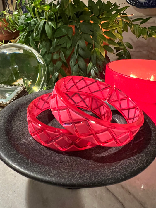 Criss Cross Bangle in Hot Pink