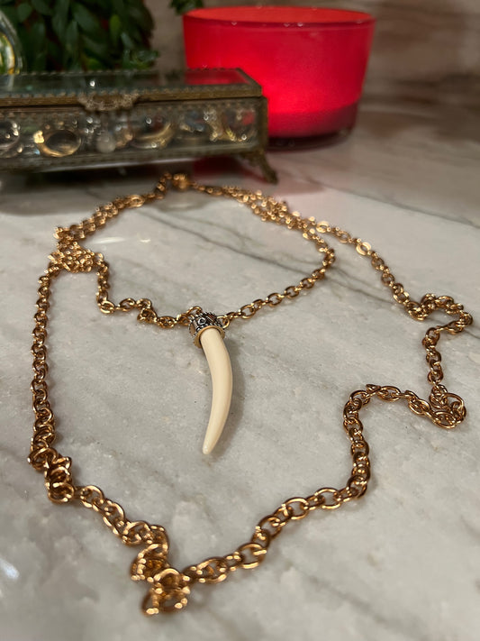 J Horn Layering Necklace
