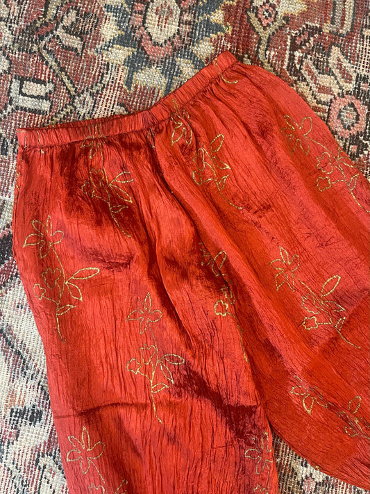 Bloomers in Carnelian Gold Flower