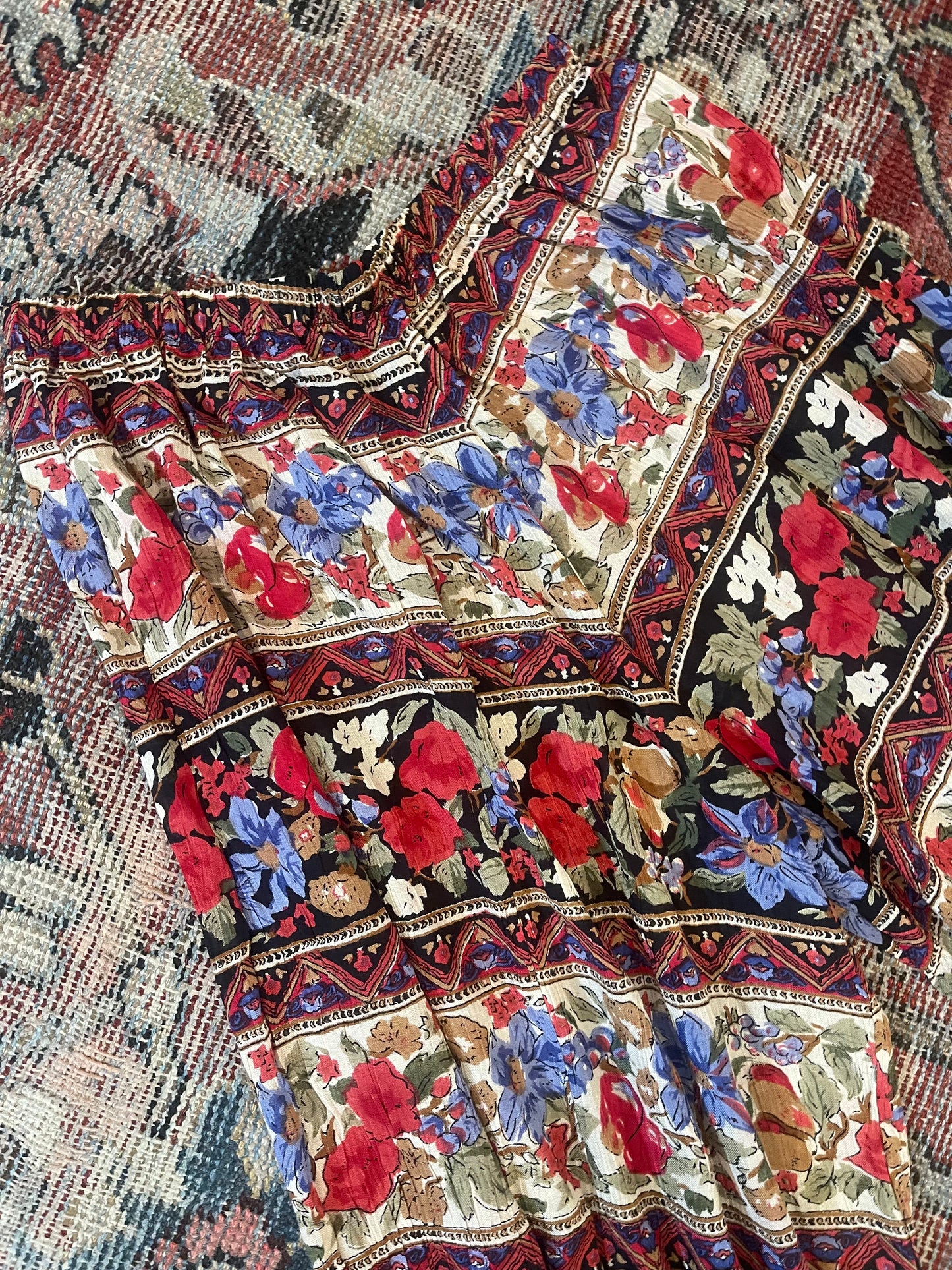 Bloomers in Red Cottage Flower