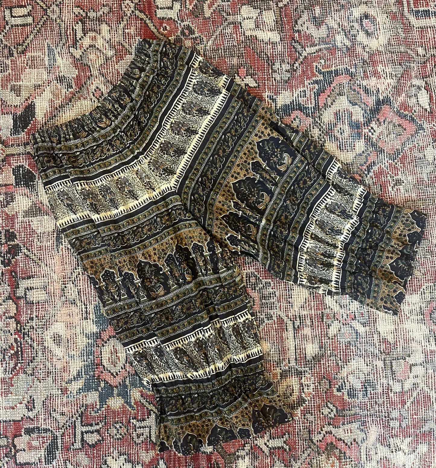 Bloomers in Olive Arch