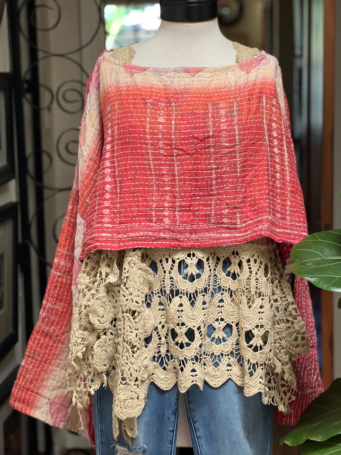 Crop Top in Faded Brick Tulip