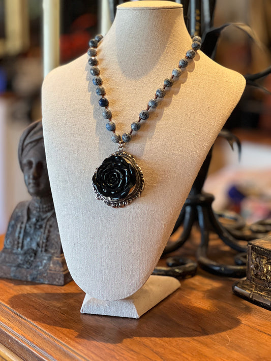 Black and Blue Rose 1527