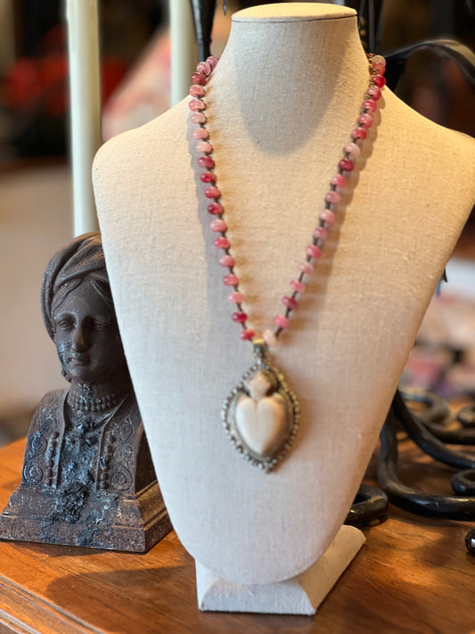 Petite Heart on Pink Quartz 1520