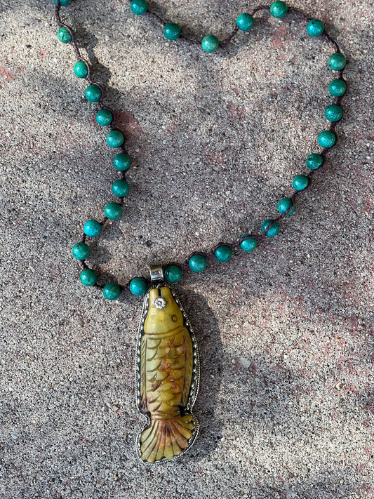 One Fish on Turquoise 1530