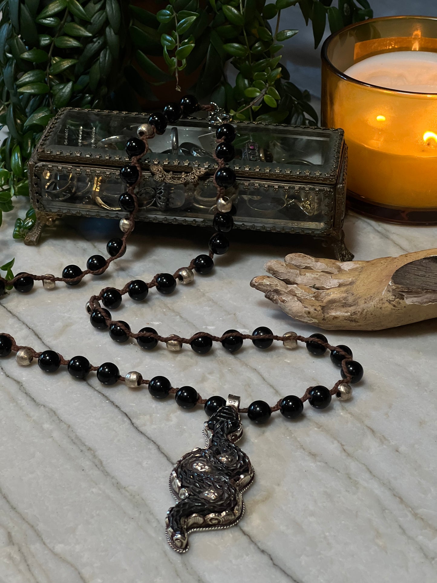 Snake on Onyx 1578