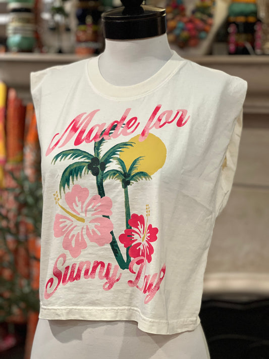 Crop T in Made For Sunny Days