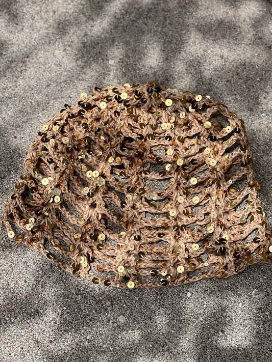 Jazz Age Cloche in Golden – Chateau Bel Age Boutique
