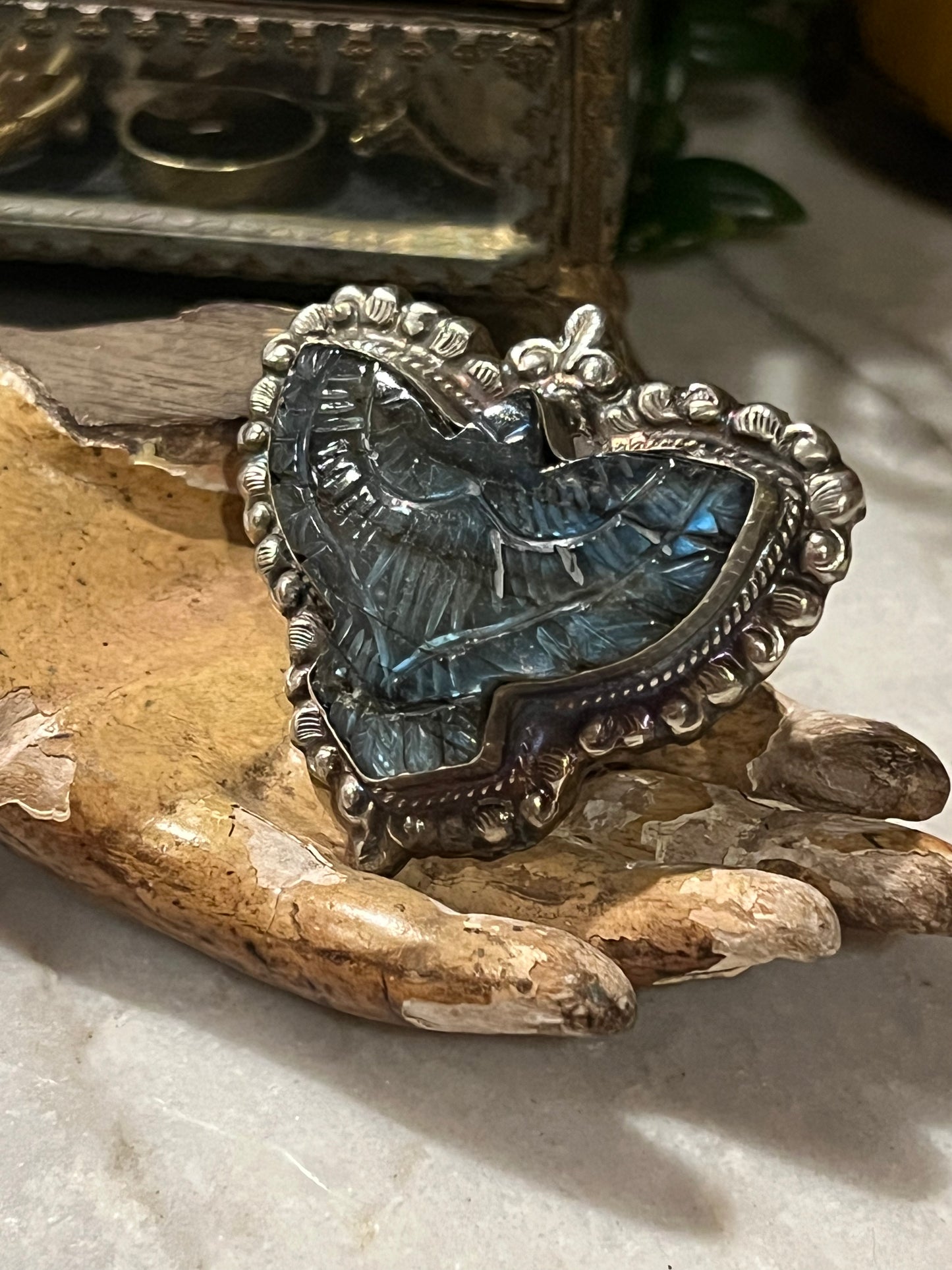 Free Bird Ring 1668
