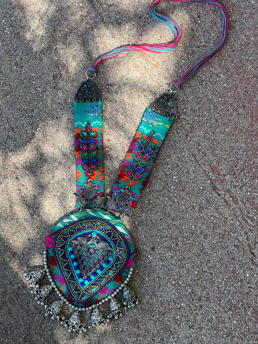 Fridas Necklace – Chateau Bel Age Boutique