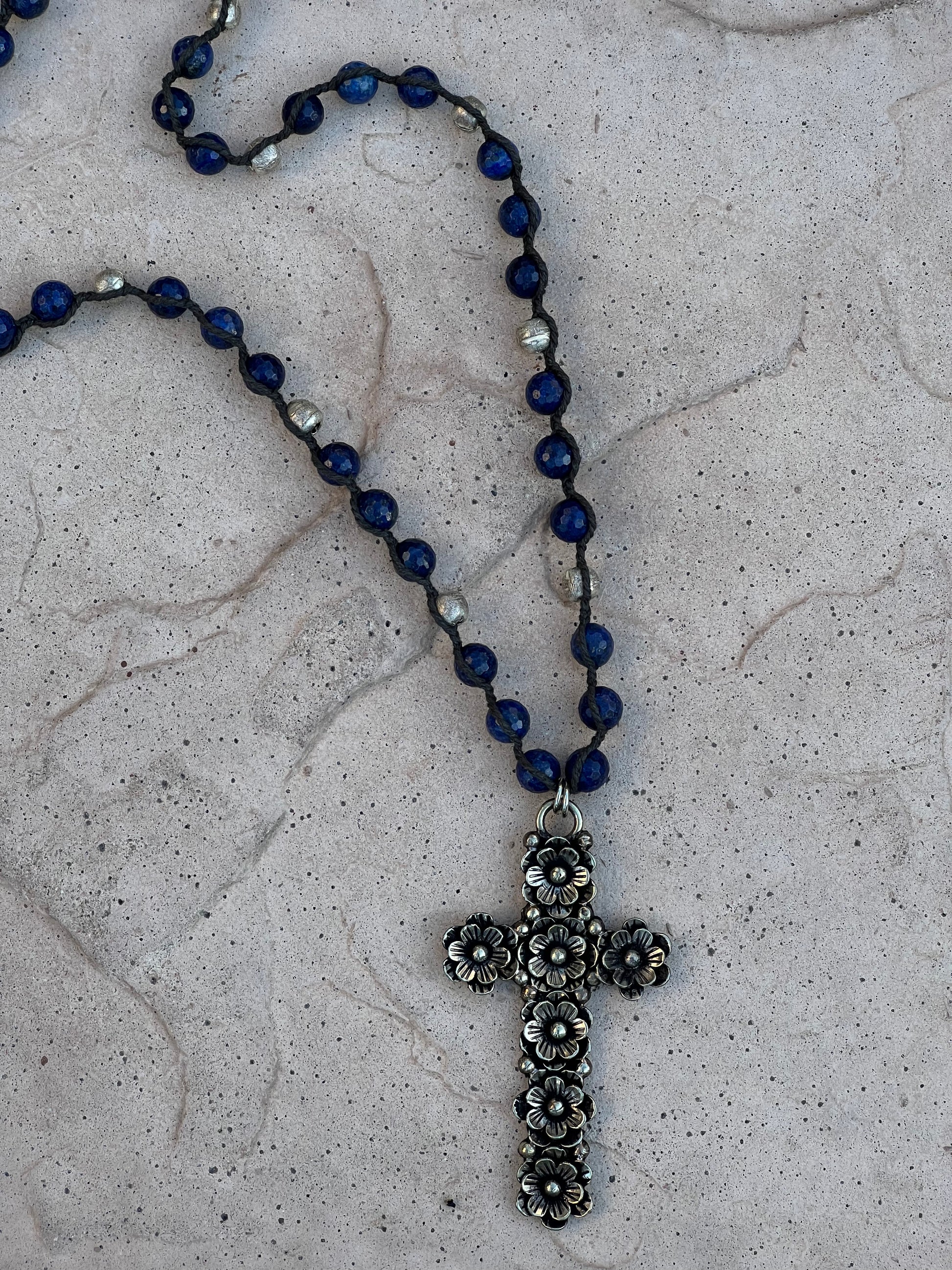 silver

necklace

long

le bel age boutique

le bel age

lapis

floral

cross

chateau bel age boutique

bel age boutique

bel age

all accessories

accessory

accessories