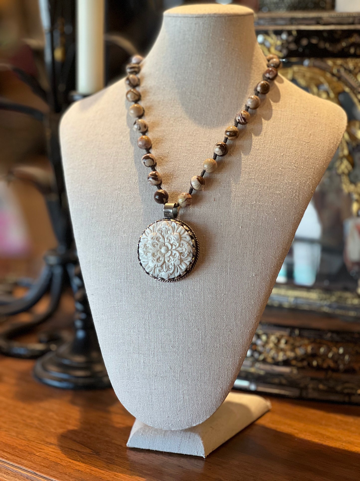necklace

natural stones

carved bone
brown agate
