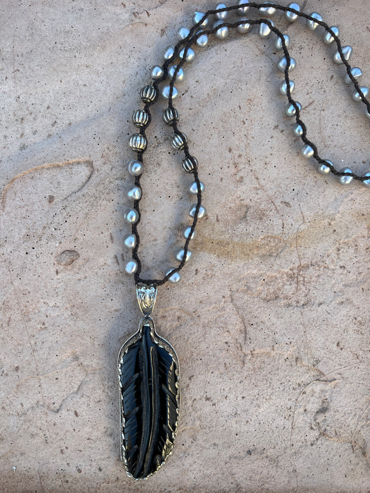 Leaf Necklace in Black Glass and Grey Pearls 419