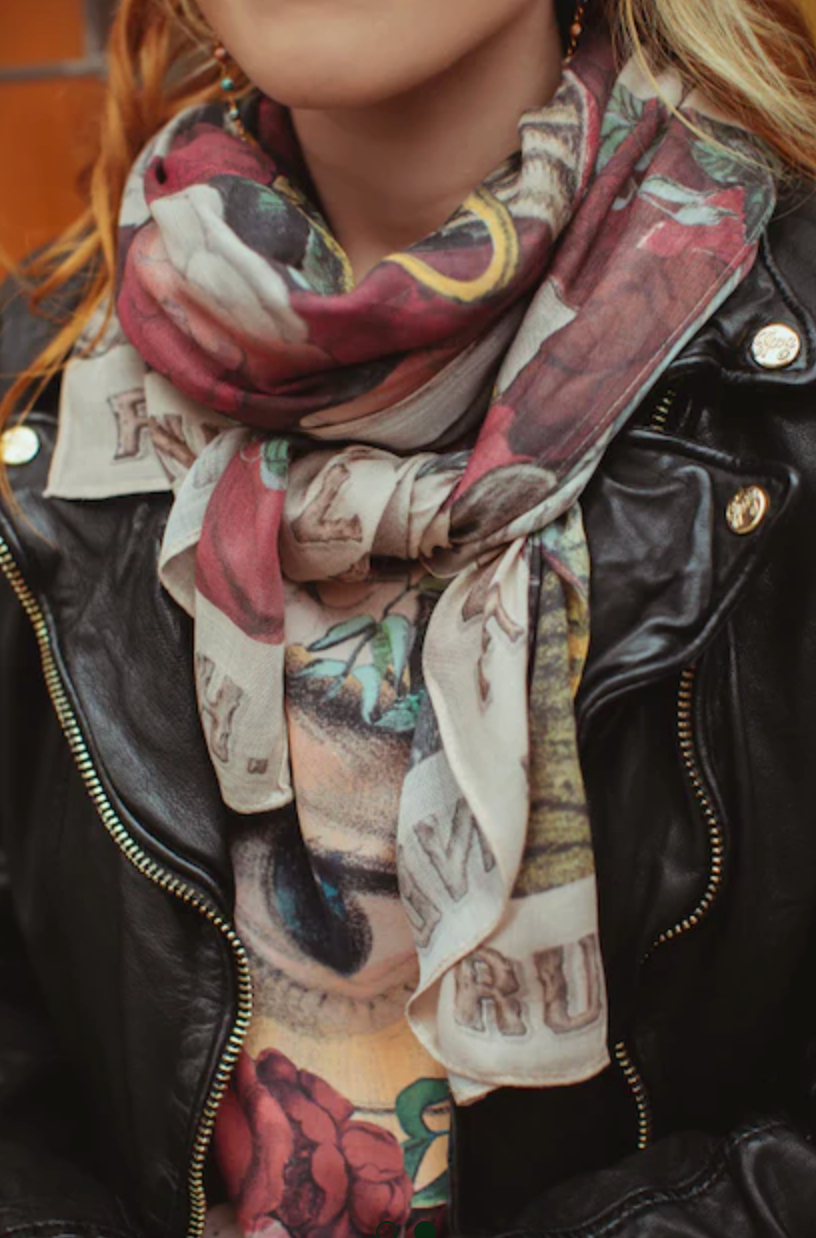 In Roses Scarf