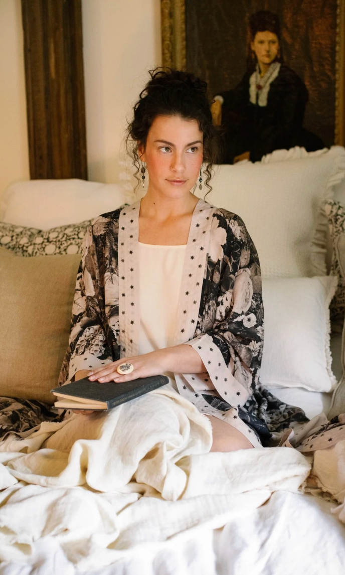 The Looking Glass Opera Kimono