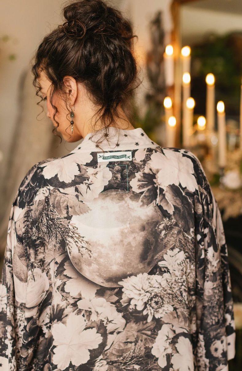 The Looking Glass Opera Kimono