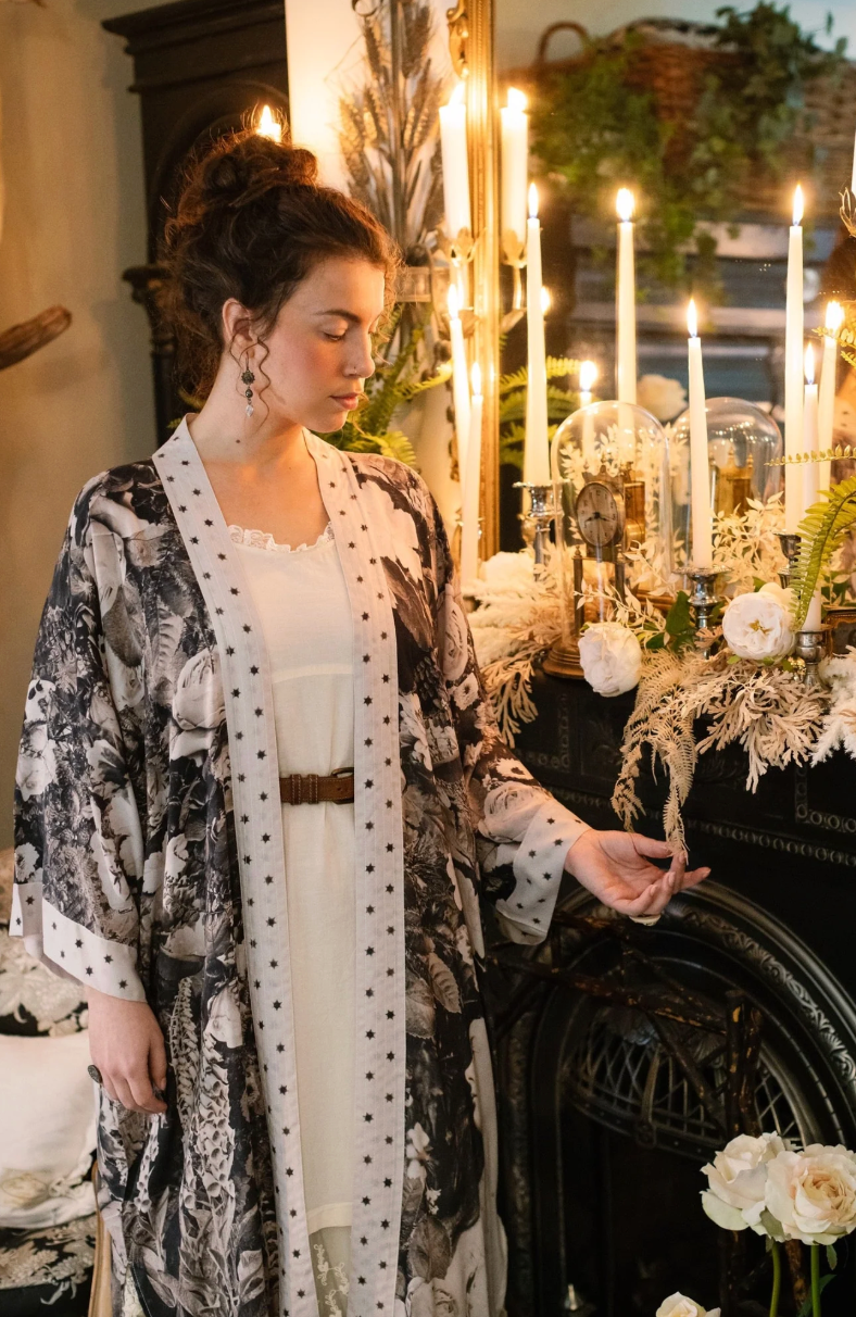 The Looking Glass Opera Kimono